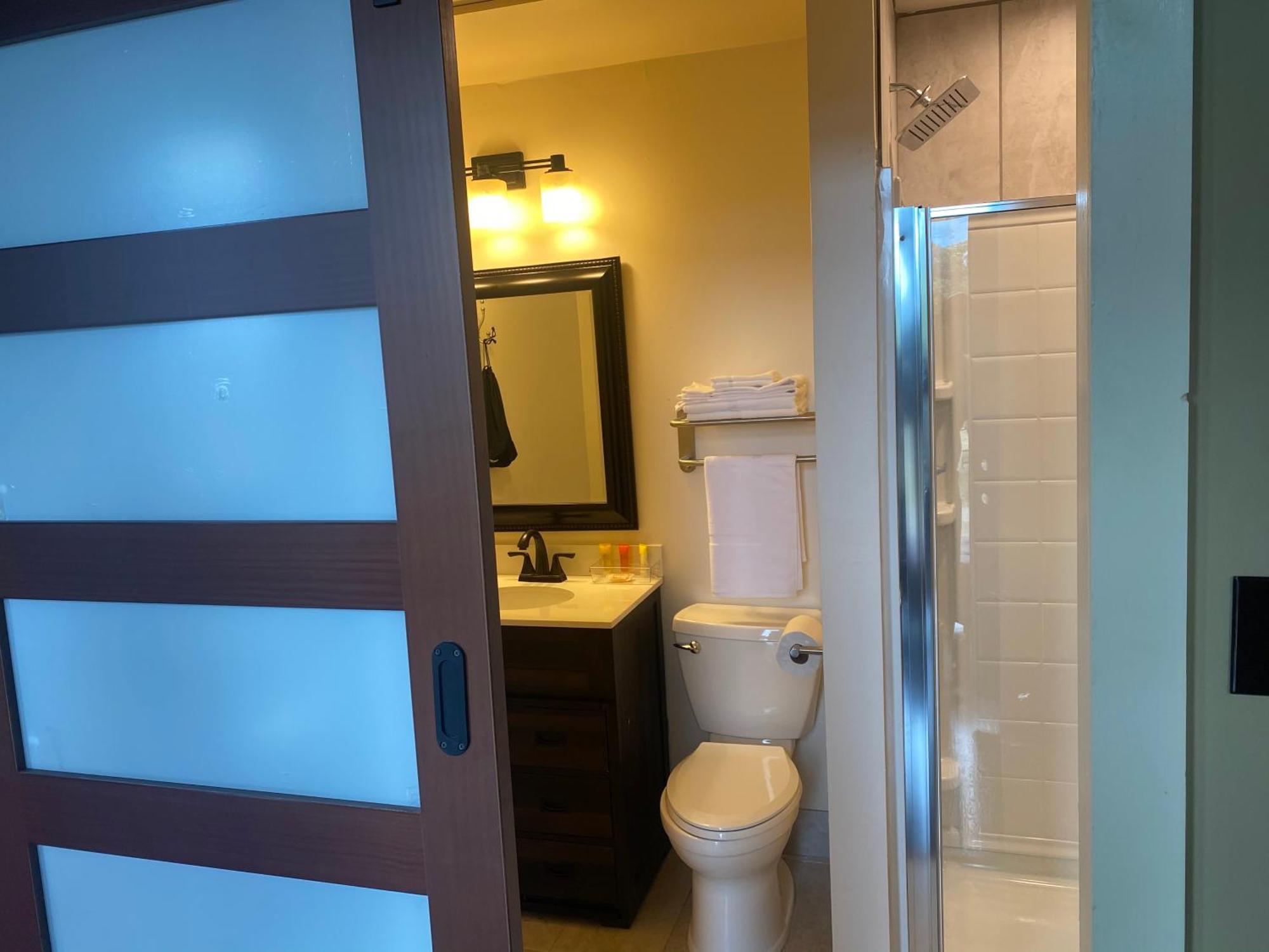 The Skylight Hotel Greenville Bagian luar foto